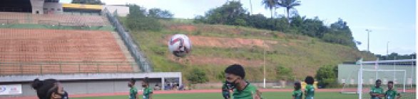 Projeto social de futebol feminino abre novas inscrições em Salvador