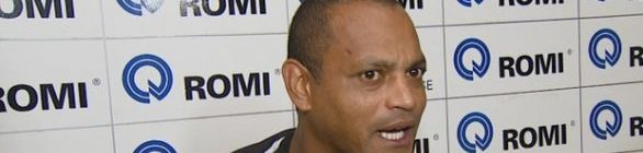 Tuta agradece apoio e revela pedidos de autógrafos na cadeia