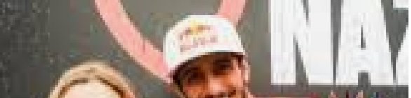 Surfistas brasileiros conquistam título de ondas gigantes no Tudor Nazaré