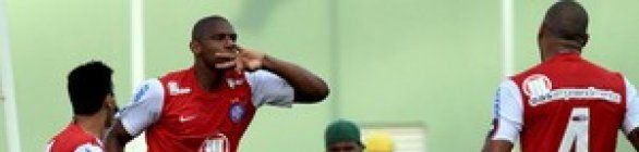 Em dia de artilheiro, zagueiro Rafael Donato dedica triunfo à torcida