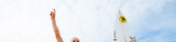 Tatiana Weston é campeã dos Supertubos em Portugal