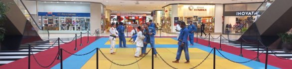 Oficinas e festivais de artes marciais são realizados em Salvador