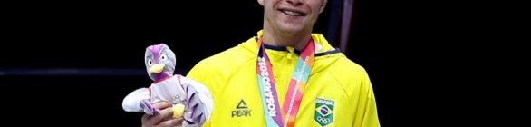 Prata em Rosário, Roger Emerson vira inspiração com trajetória no wrestling