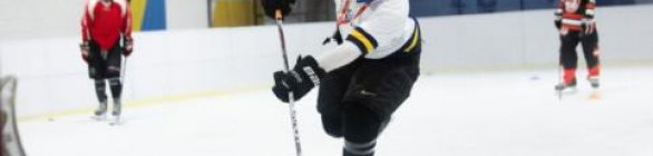 Depois de 5 anos, Brasil volta às competições oficiais de hockey no gelo