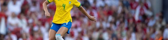 Capitã da Seleção Brasileira participa de bate-papo sobre futebol em SSA