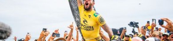 Filipe Toledo conquista título do Circuito Mundial de Surfe