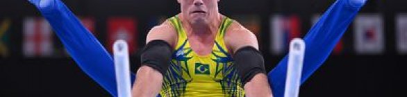 Caio Souza é ouro nas barras paralelas em etapa da Copa do Mundo