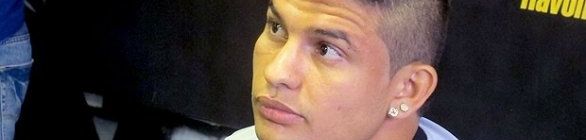 Por respeito ao Vitória, Elkeson diz que não vai comemorar se fizer gol