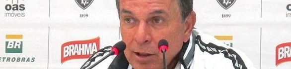 Ricardo Silva enaltece determinação e lamenta tirar Oswaldo e seu 'ex-time&