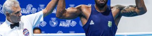 Abner Teixeira e Yuri Neves avançam às oitavas do Mundial de Boxe
