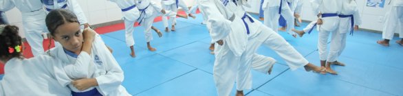 Atletas do projeto Judô nas Escolas se preparam para campeonato   