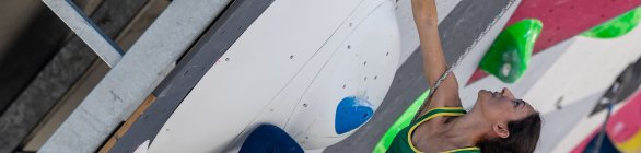 Marina Dias fica com o bronze na última etapa da Copa do Mundo de Paraescalada