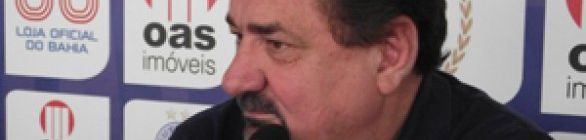 Angioni explica processo de renovação com jogadores do Bahia