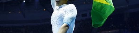 Rebeca Andrade leva prata nas barras assimétricas na Copa do Mundo