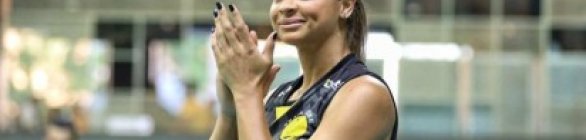 Jogadora de vôlei Walewska, campeã olímpica em Pequim, morre aos 43 anos