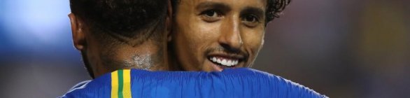 Marquinhos e Neymar se apresentam e completam seleção em Cuiabá