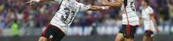 Flamengo bate Fortaleza e fica a 6 pontos da liderança do Brasileirão