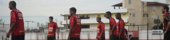 Rubro-negro encerra preparativos para hoje