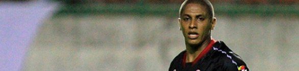 Carpegiani repete time em coletivo e irrita o agora reserva Uelliton