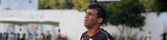 Neto Baiano lamenta empate: ‘Quem quer subir tem que vencer em casa’