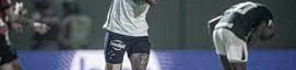 Vasco e Corinthians jogam para se afastar da zona do rebaixamento