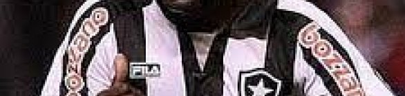 Ex-jogador do Fluminense, somália, é internado e médicos suspeitam de AVC