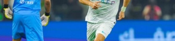 Aos 38 anos, Cristiano Ronaldo desbanca estrelas e vira maior artilheiro de 2023