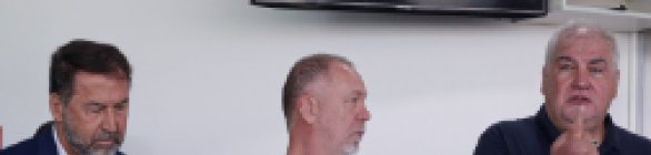 Corinthians desiste de Zanardi na substituição de Mano Menezes