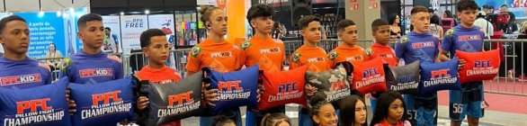 Luta de travesseiros) retorna ao Brasil