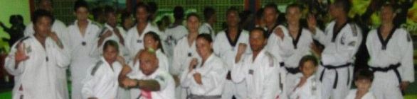 OS ATUAIS CAMPEÕES MUNDIAIS DE TAE KWON DO BECH DE SALVADOR