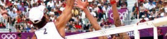 Com sofrimento, Alison e Emanuel derrotam austríacos na estreia