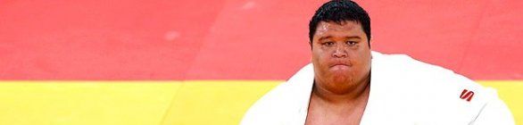 Com 218kg, judoca 'grandalhão' de Guam chama a atenção do público