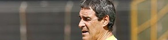 Carpegiani terá três desfalques para escalar o Vitória na próxima rodada