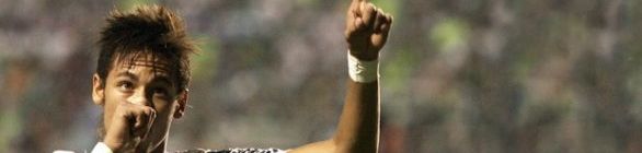 Neymar dedica os gols da virada a Davi Lucca: 'Dois pro filhão'