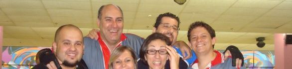 VITÓRIA SEGUE BEM NO BOLICHE