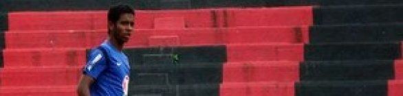 Gabriel deixa treino com dores e preocupa para partida contra o Galo