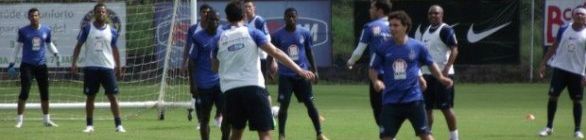 Sem Souza e Gabriel, Bahia volta aos trabalhos no Fazendão