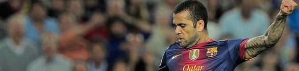 Daniel Alves diz que Neymar e Messi se encaixariam bem no Barcelona