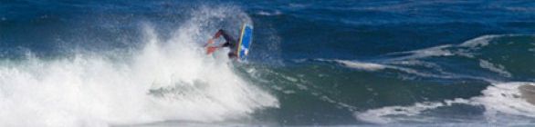 Baiano voador domina as ondas de Zicatela