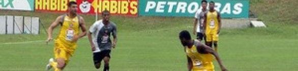 Carpegiani deixa William de fora dos relacionados para partida de sábado