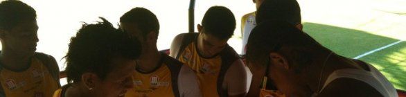 LÃ©o Santana visita Toca do LeÃ£o e jogadores tÃªm tarde de tietes