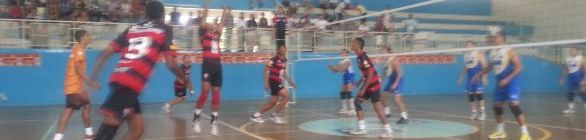 O time de voleibol masculino adulto do Vitória disputando de 02 a 04/11/2012 em 