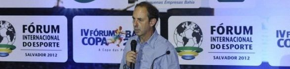 Público representativo comparece na abertura do IV Fórum Copa Bahia 2014 - Fórum