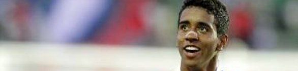 Gabriel é submetido a cirurgia no nariz