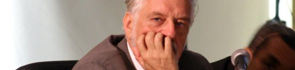 Wagner está insatisfeito com secretários e diz que haverá mudanças.