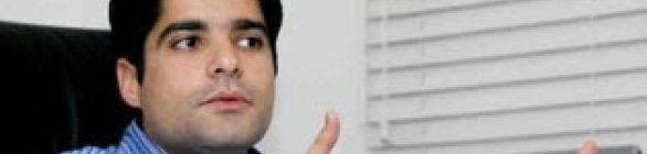 ACM Neto assume prometendo medidas duras e pedindo paciência