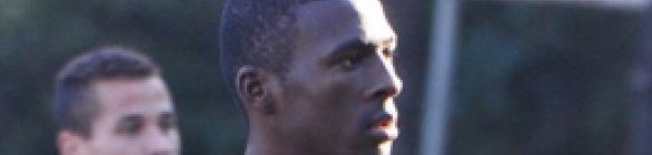 Com nome de craque francês, atacante Thuram está perto do Bahia