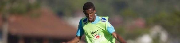 Em fase aprendizado, Talisca promete humildade e paciência para brilhar