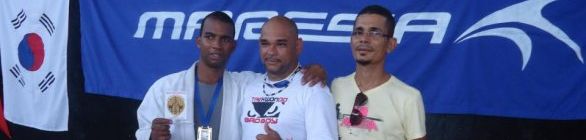 ZONA SURF WEAR E DELIPAN DA APOIO A ATLETAS QUE ESTÃO BUSCANDO PATROCINIO PARA D