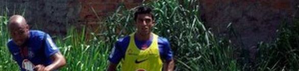 Com Ítalo Melo no time titular, Jorginho comanda coletivo no Fazendão